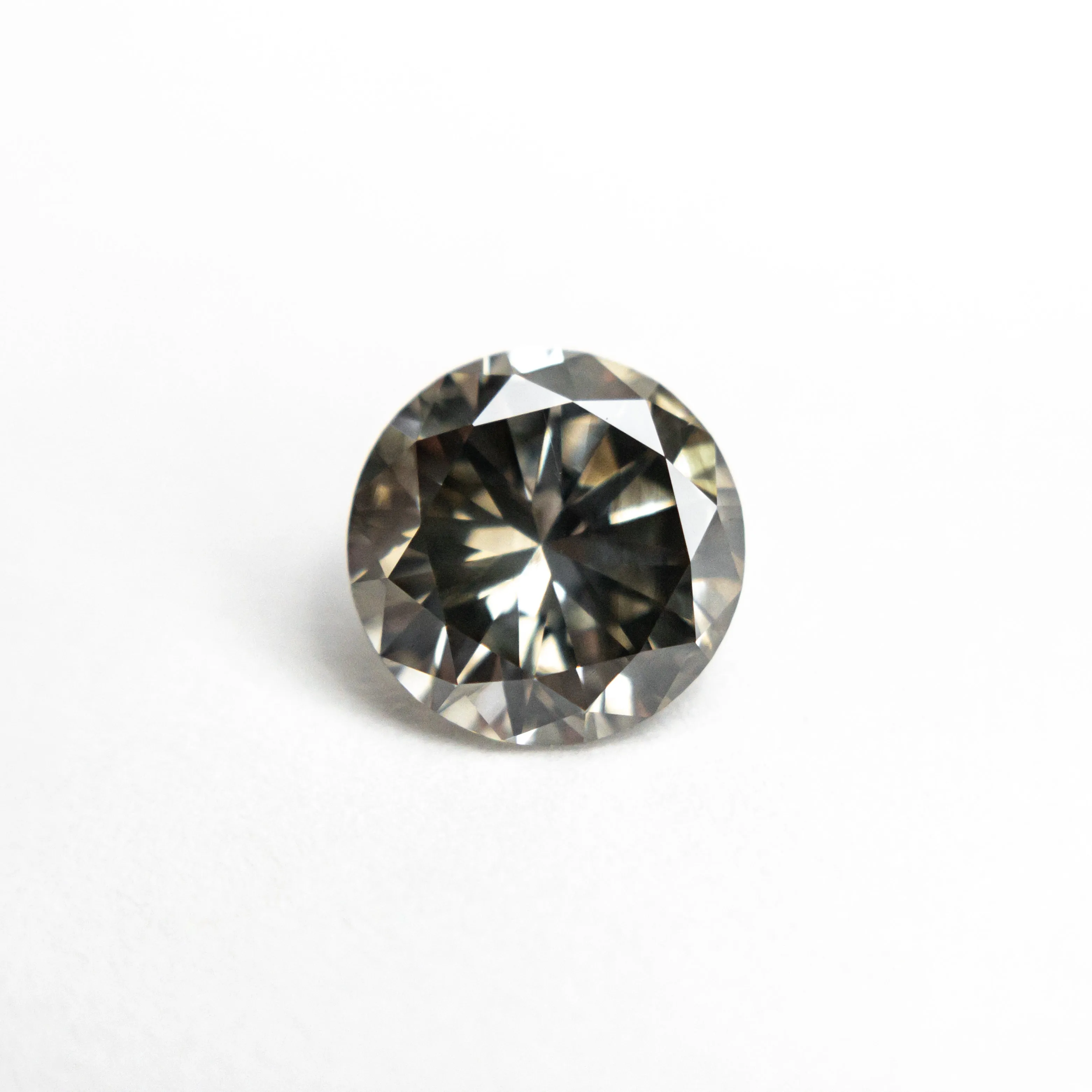 1.33ct 6.88x6.88x4.25mm VS2 Fancy Grey Round Brilliant 21876-02