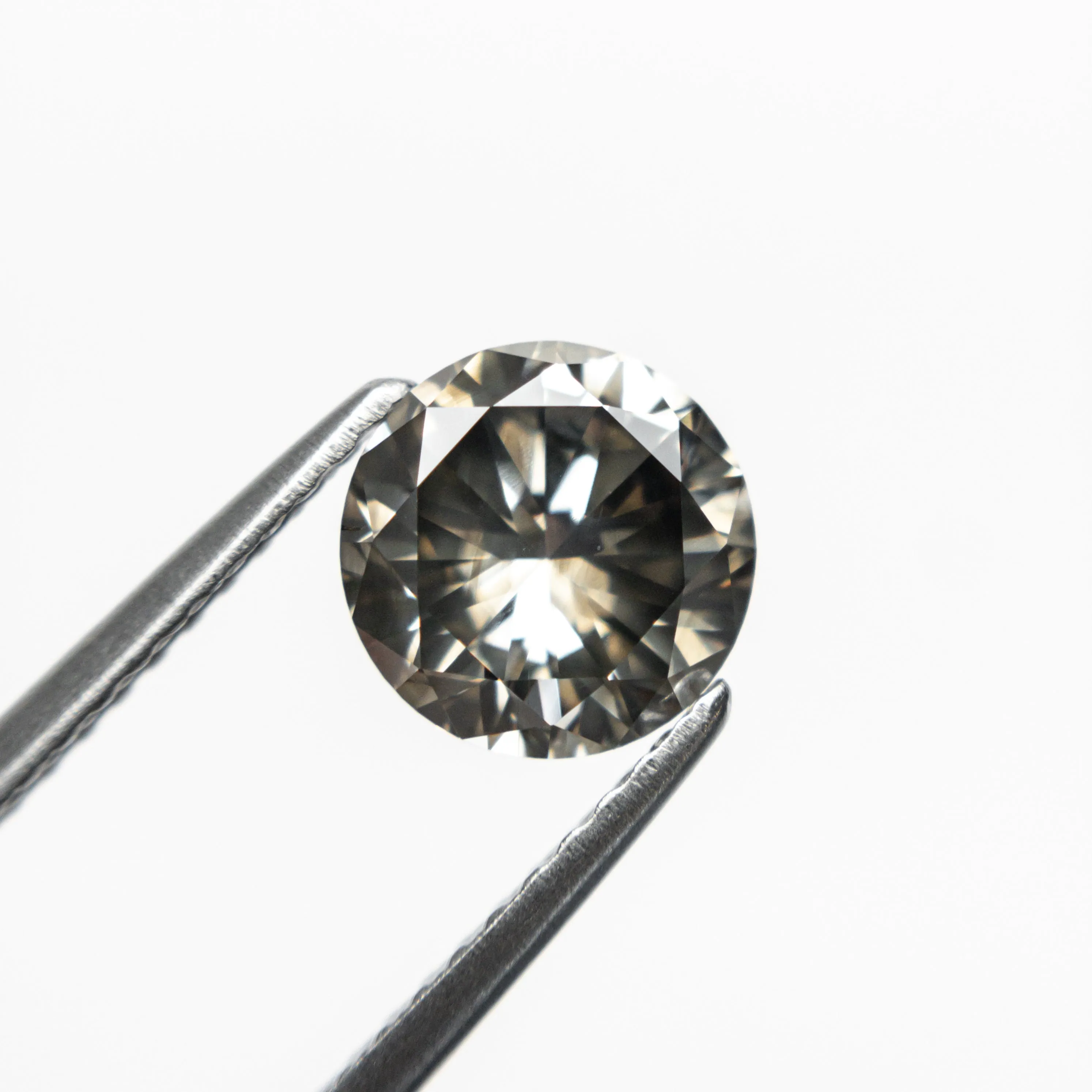 1.33ct 6.88x6.88x4.25mm VS2 Fancy Grey Round Brilliant 21876-02