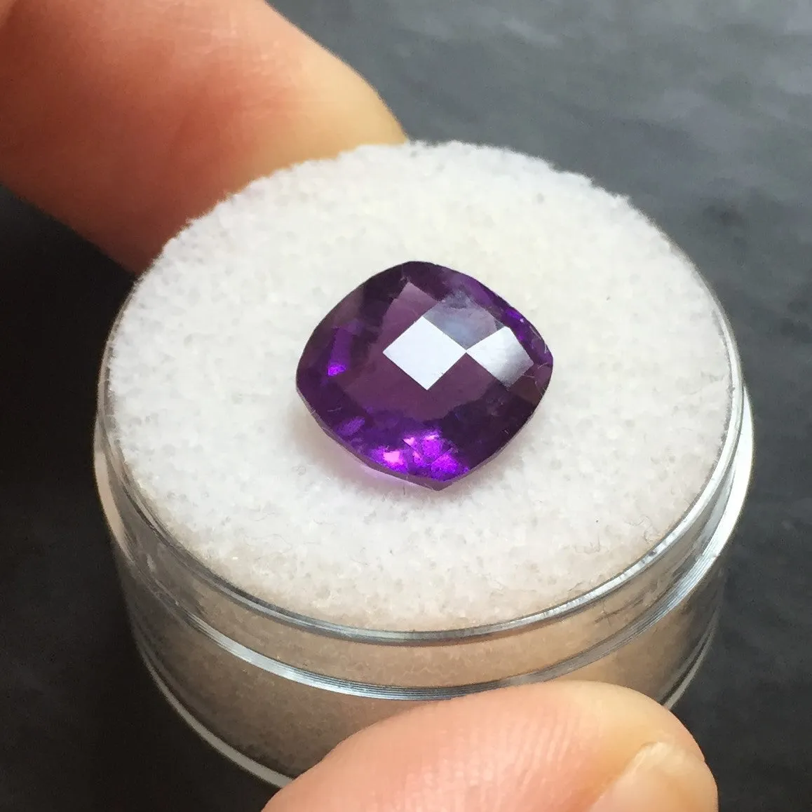 4.25 CT MODIFIED SQUARE AMETHYST