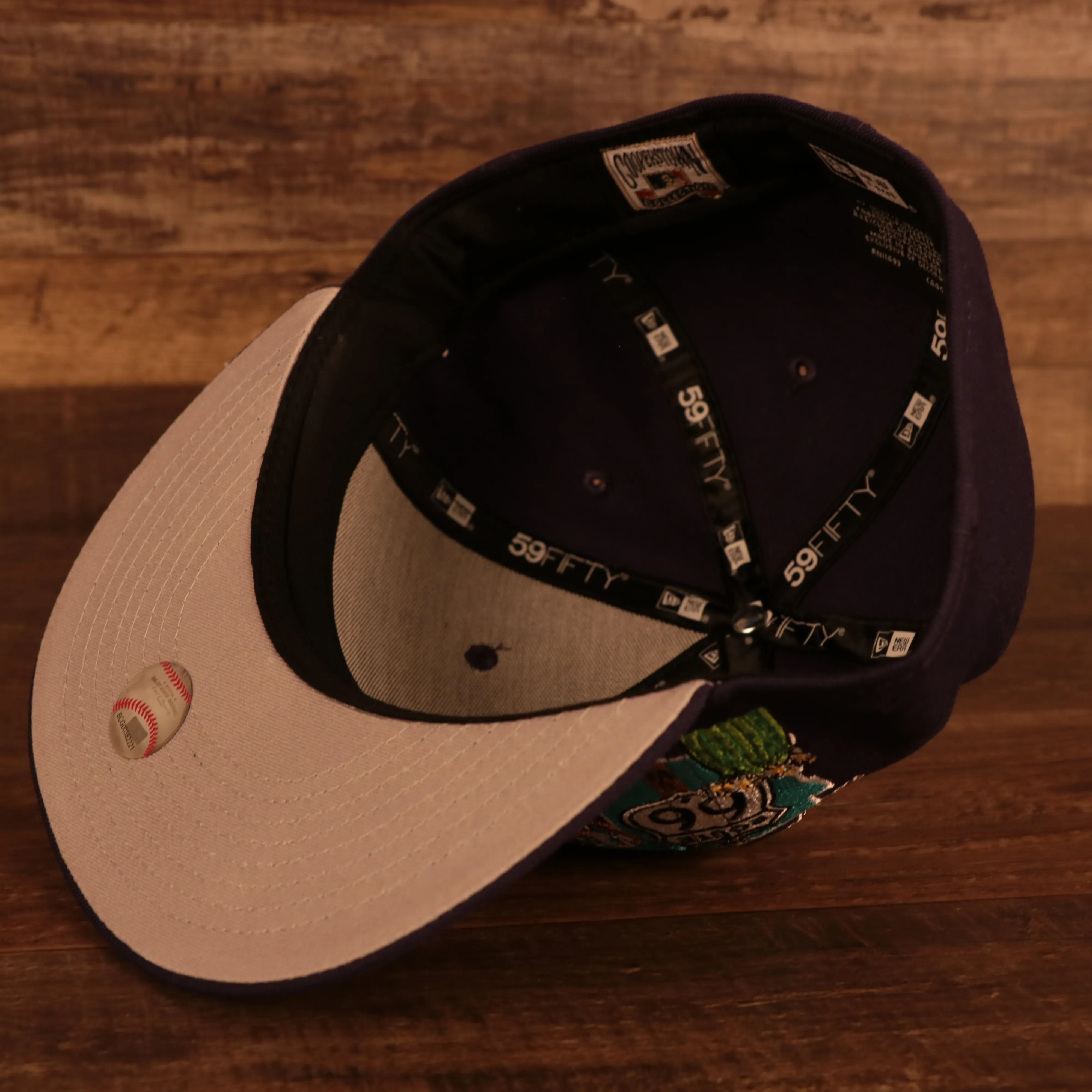 Arizona Diamondbacks Cooperstown City Cluster Side Patch Gray Bottom Purple 59Fifty Fitted Cap