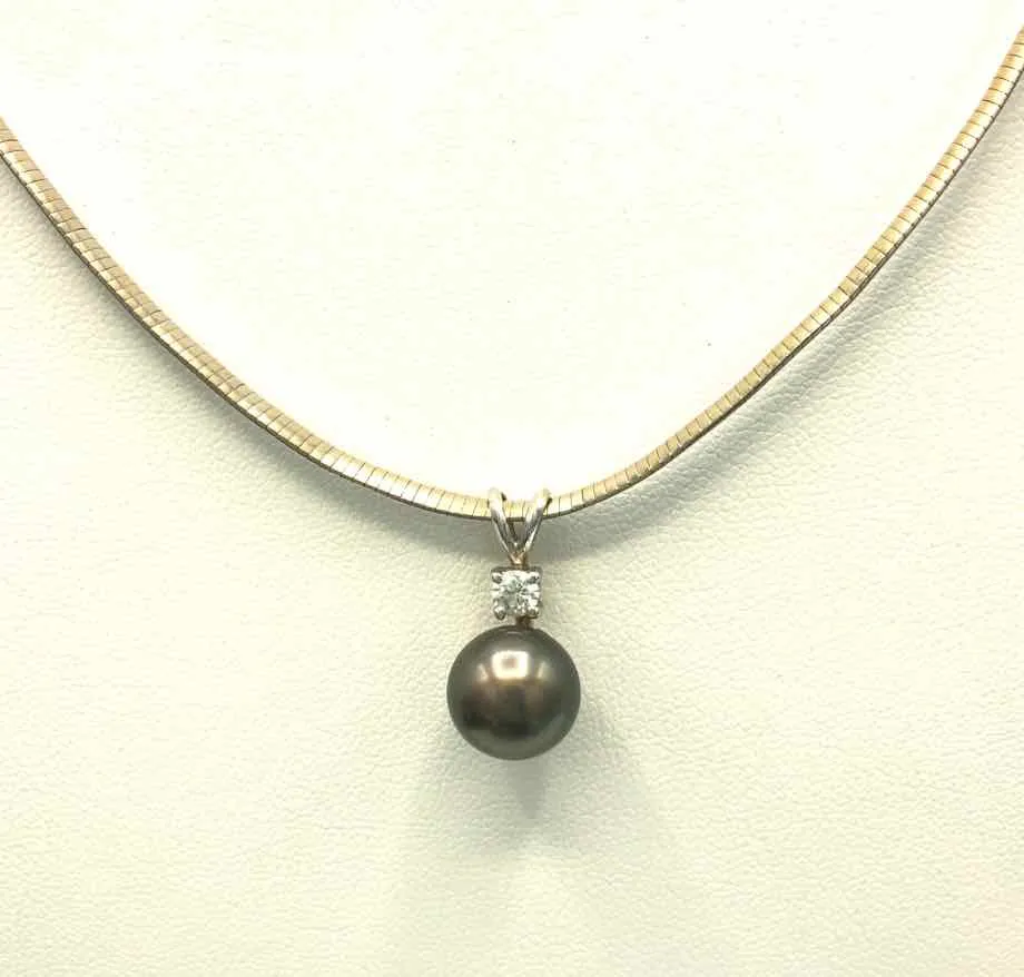 Gray Diamond 14k & Pearl Pendant on Omega Chain 14k-Necklace