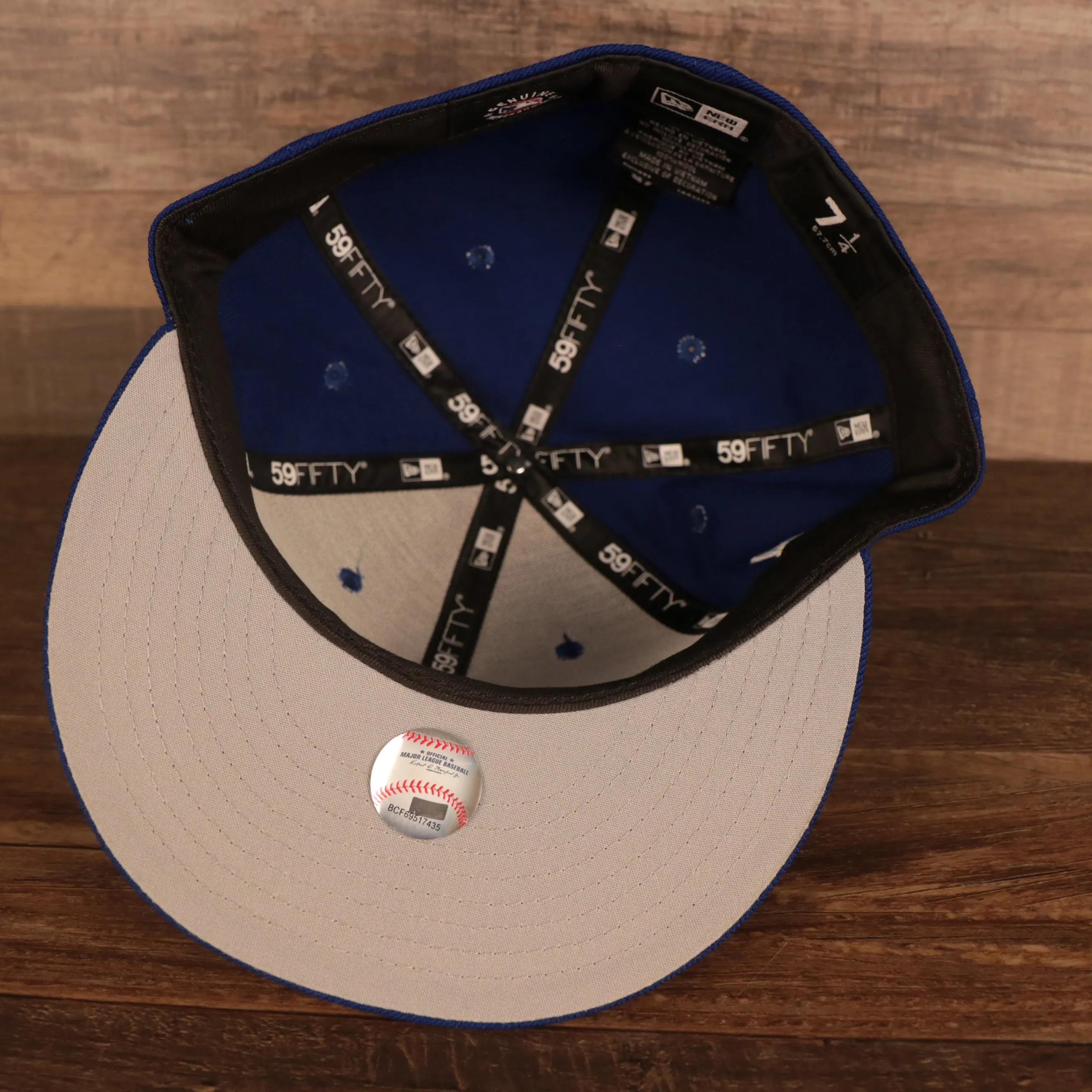 New York Mets Iced Out Side Patch Apple Statue of Liberty Gray Bottom Crystal Icons 59Fifty Fitted Cap