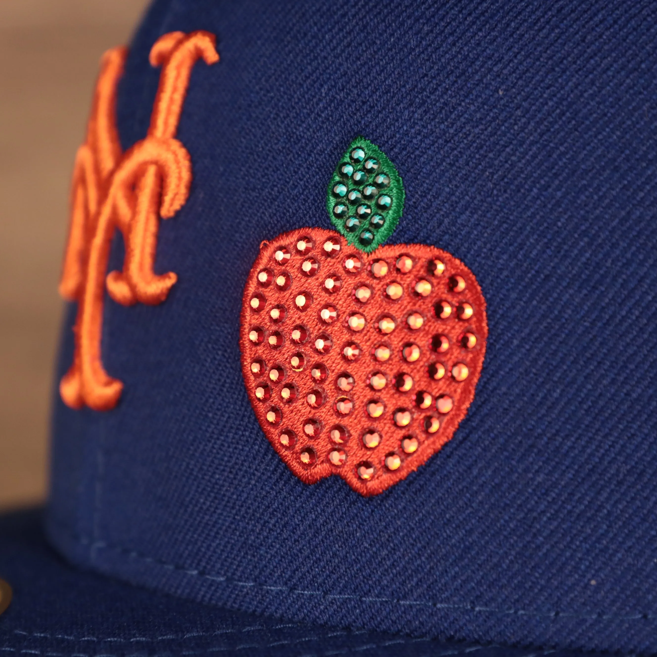 New York Mets Iced Out Side Patch Apple Statue of Liberty Gray Bottom Crystal Icons 59Fifty Fitted Cap