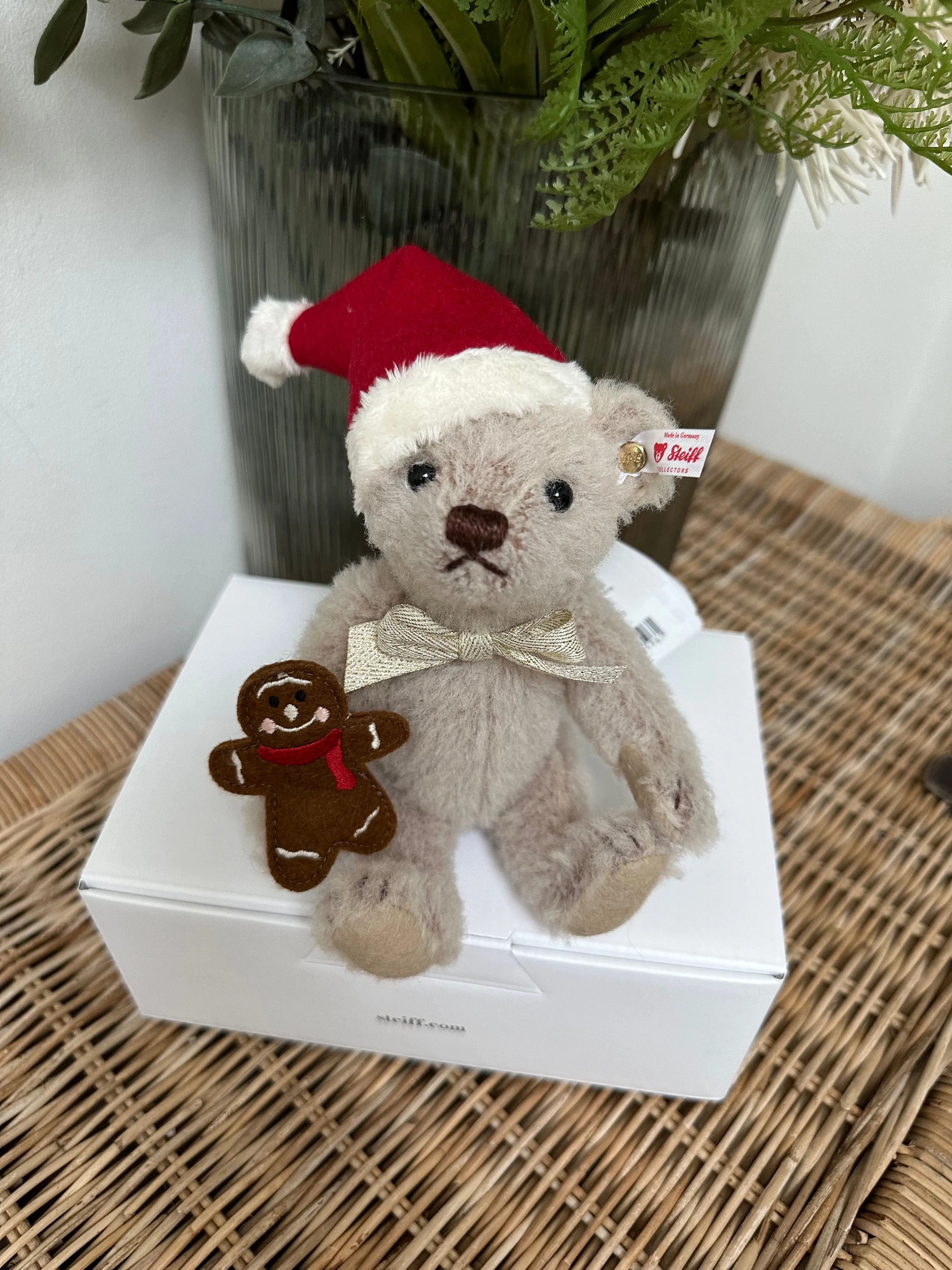 Santa Claus Teddy Bear Steiff Limited Edition No 455