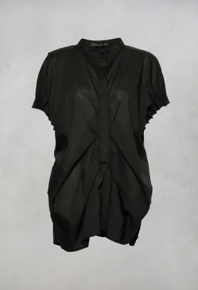 Sleeveless Shirt in Nero