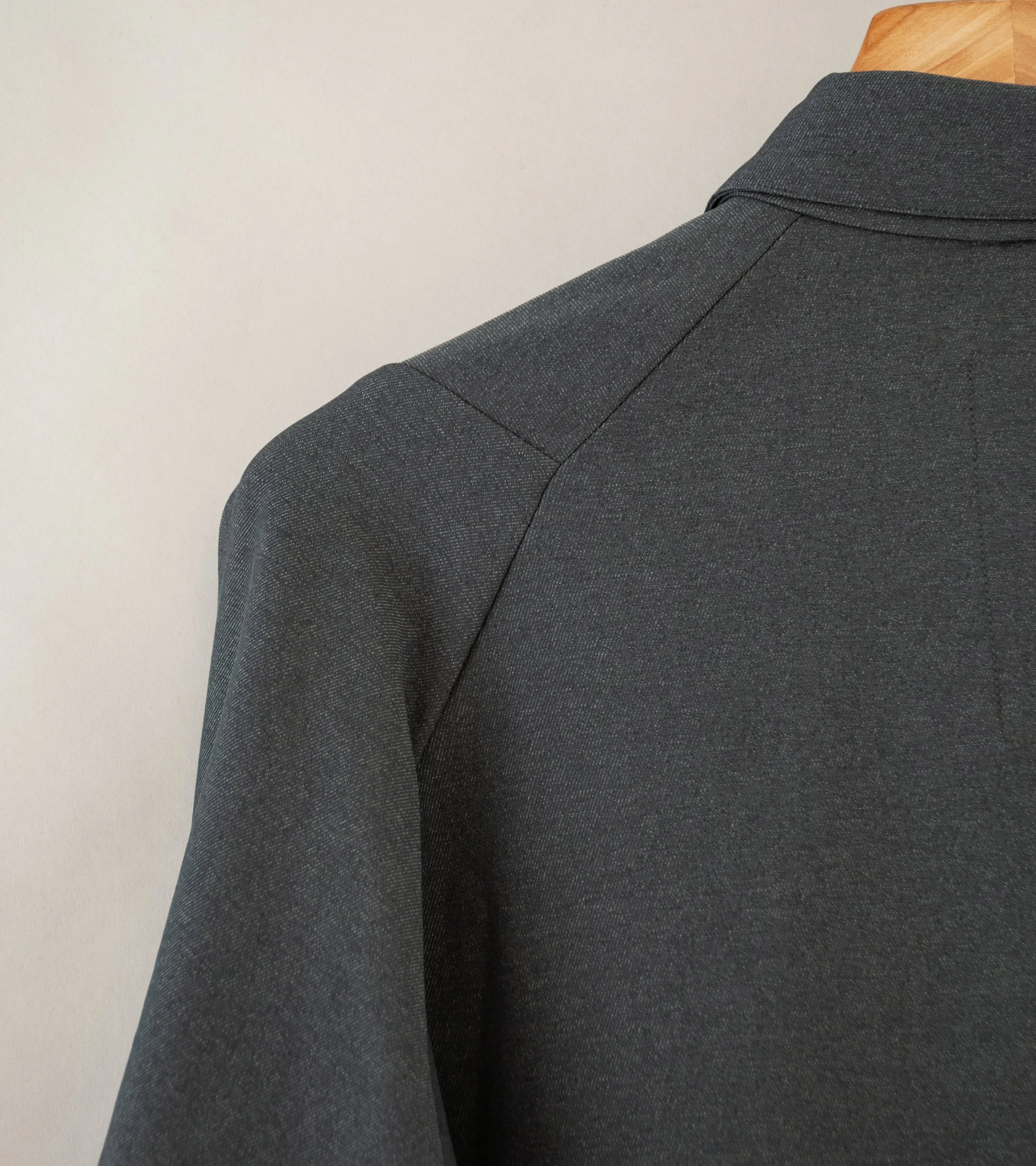 Teatora 'Wide Shirt' (Gray Dual Divisor)