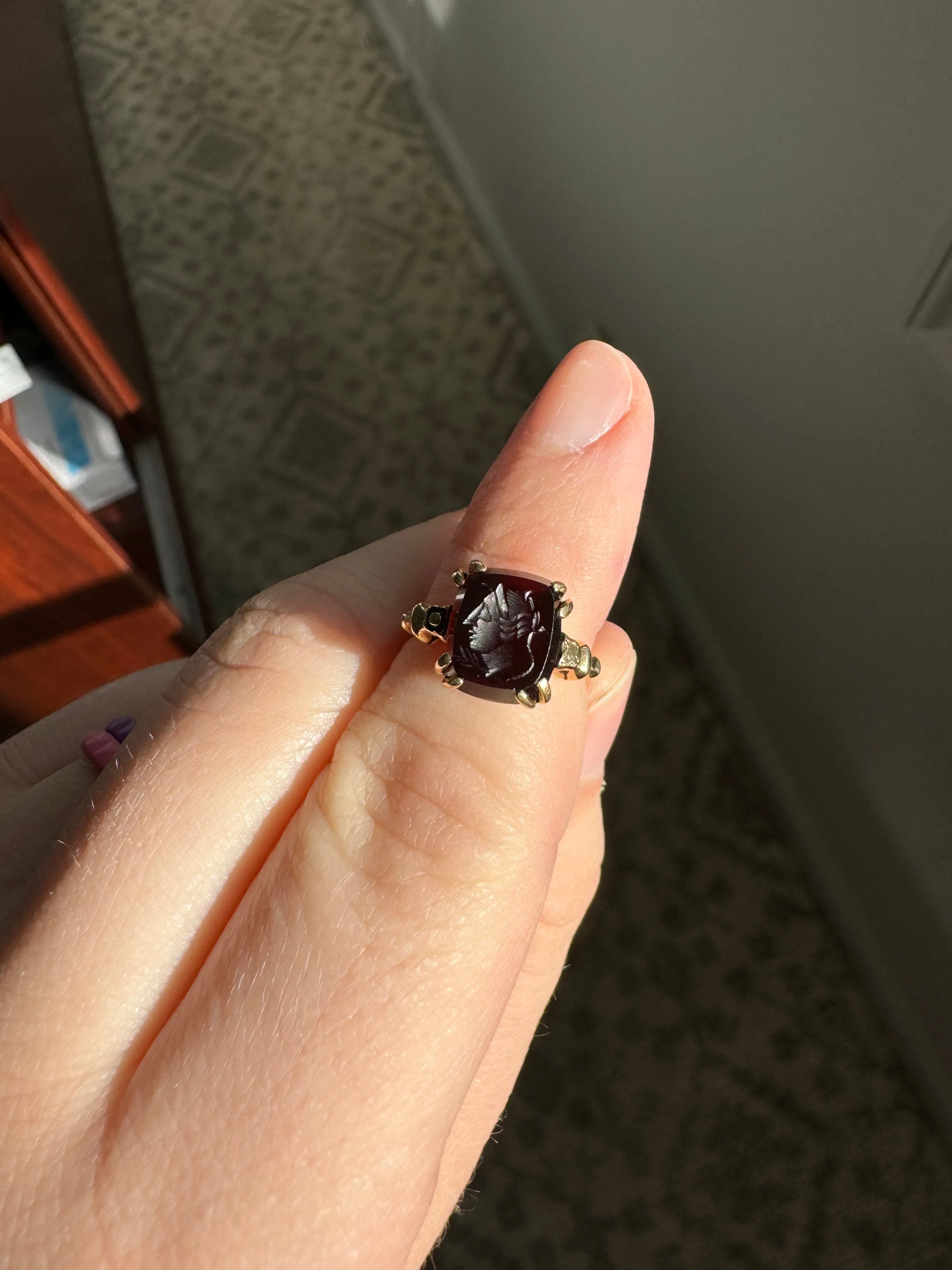 Vintage Black Carved Lady Ring